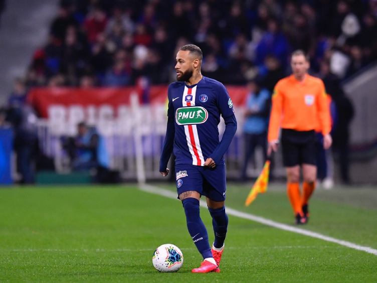 Neymar marca, Mbappé faz três e PSG goleia Lyon