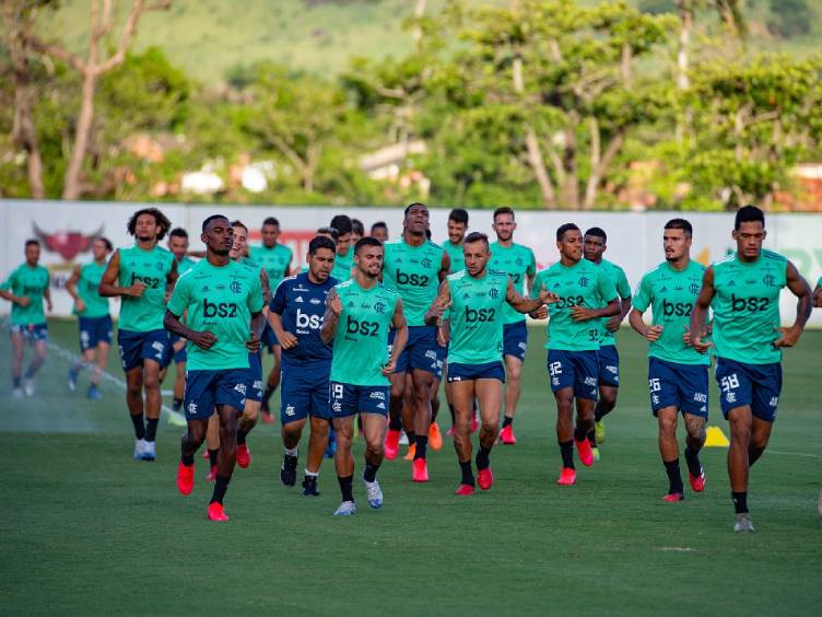 Três jogadores do Flamengo testaram positivo para coronavírus