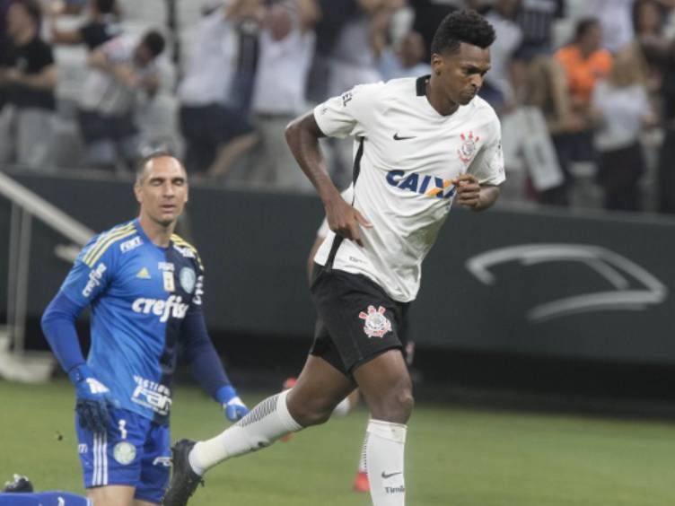 Andrés fala sobre voltas de Jô e Paulinho ao Corinthians