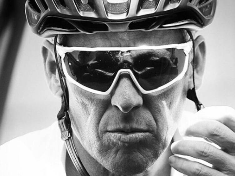 Lance Armstrong revela que começou a se dopar com 21 anos