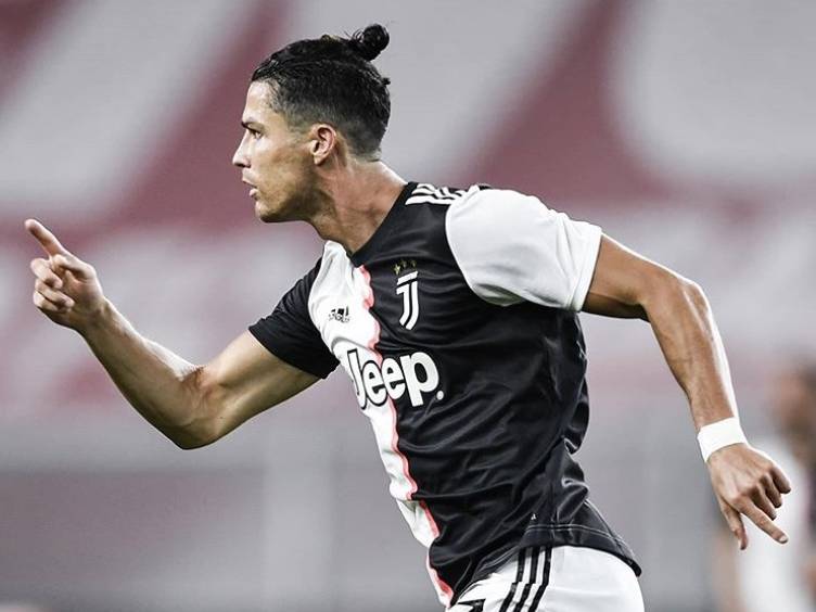 Juventus ganha terceira seguida após volta e sobra na Itália