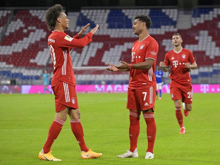 Bayern goleia Schalke por 8 a 0 na abertura da Bundesliga