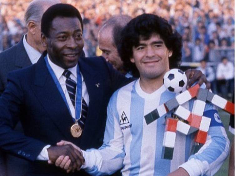 Pelé parabeniza Maradona: “Vou sempre te aplaudir”