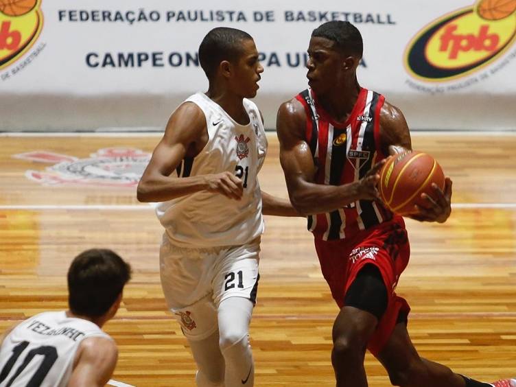 São Paulo e Corinthians fazem clássico deste sábado pelo NBB