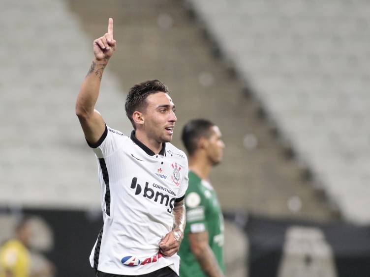 Corinthians vence Goiás e já mira vaga na Libertadores