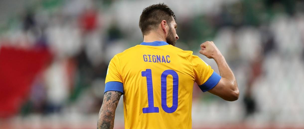 francês Gignac, em destaque, celebrando gol de penal no 1 a 0 sobre o Palmeiras, no Mundial de Clubes