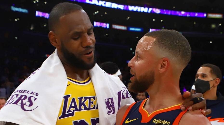 em destaque LeBron James dos Lakers e Stephen Curry dos Warriors no play-in nba 2020-2021