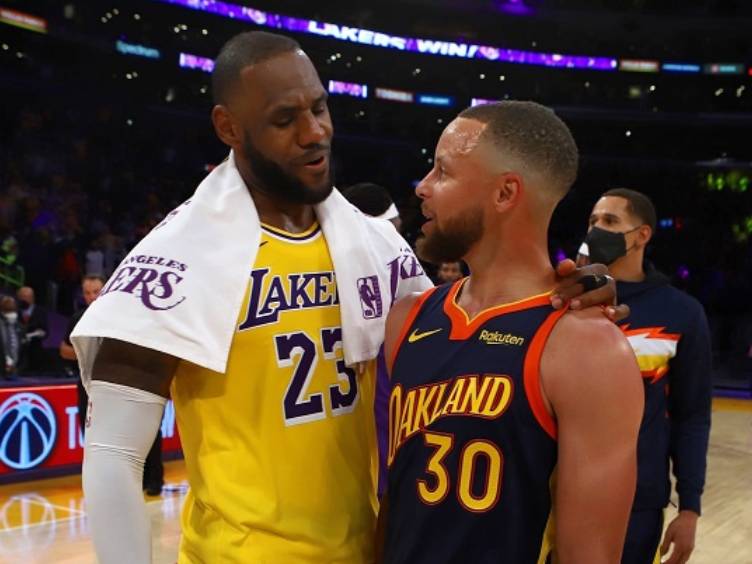 LeBron James dos Lakers e Stephen Curry dos Warriors play-in nba 2020-2021