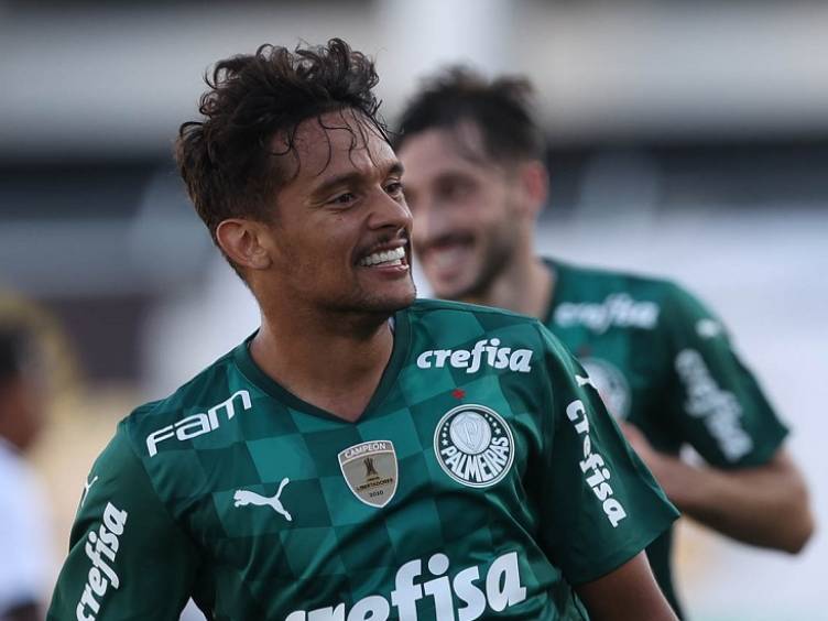 scarpa comemora bonito gol contra a ponte na última rodada da fase de grupos do paulista 2021