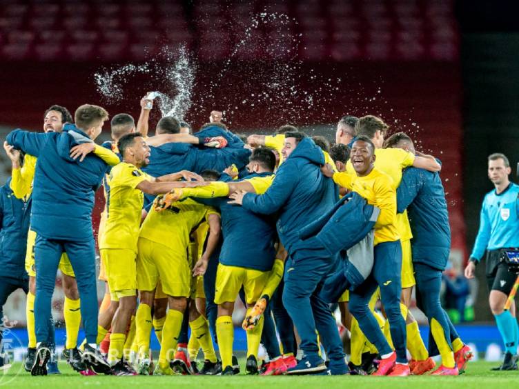 Festa do Villarreal após eliminar Arsenal e ir à final da Europa League 2021