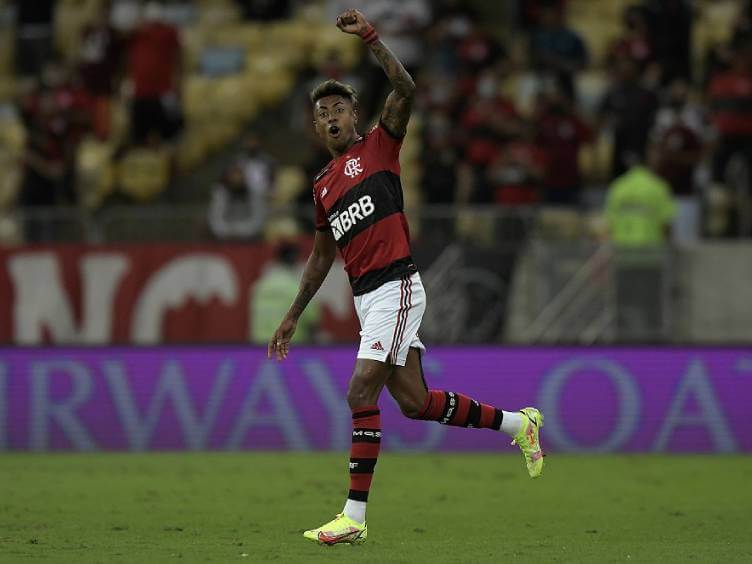 bruno henrique dois gols flamengo 2 x 0 barcelona-equador libertadores 2021