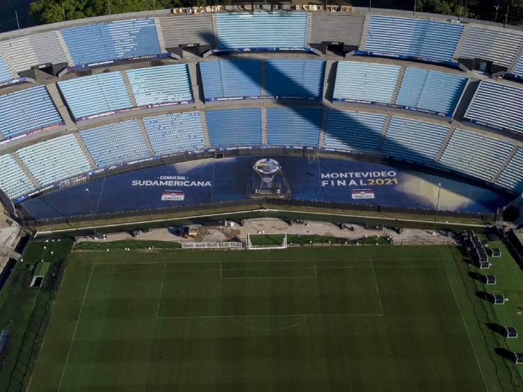 centenário receb final da sul-americana 2021 entre athletico-pr e red bull bragantino