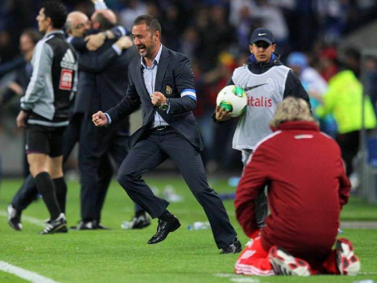 treinador português vitor pereira campeão pelo porto em cima do benfica de jorge jesus