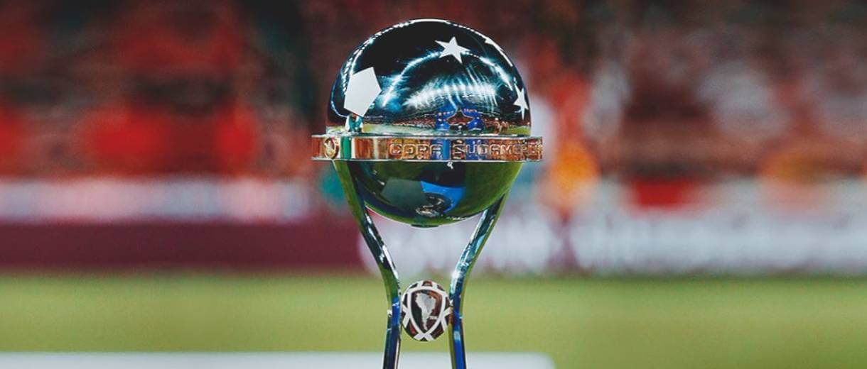 copa conmebol sul-americana trofeu reproducao twitter
