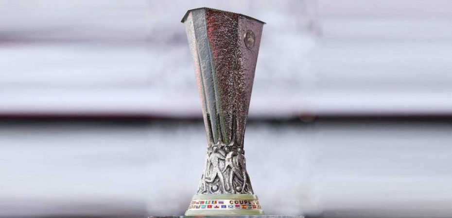 trofeu da europa league 2021-2022 antiga copa uefa