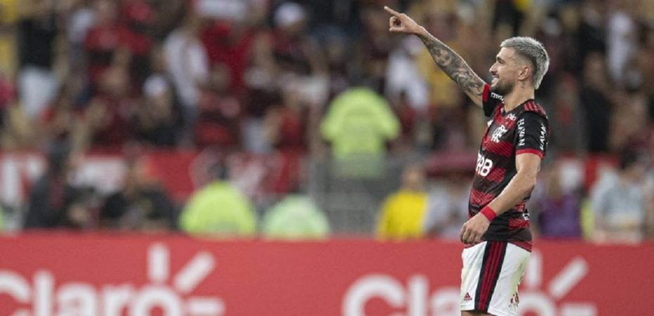 arrascaeta fez dois gols contra o galo no maracanã nas volta das oitavas da copa do brasil 2022