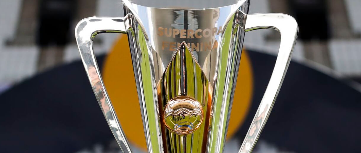 Corinthians  vence a Supercopa Feminina de Futebol