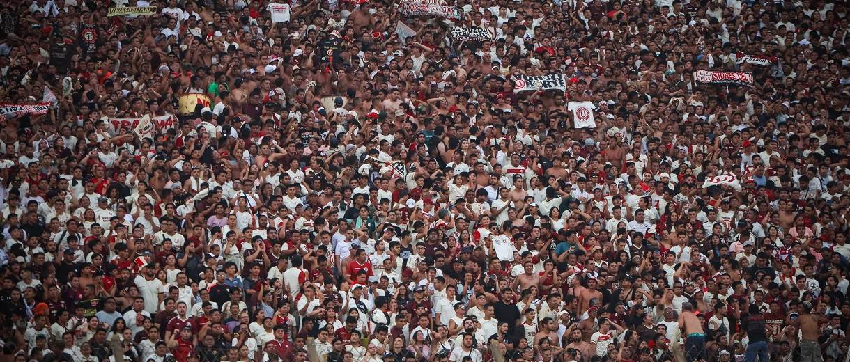 torcida do universitario do peru