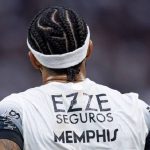 memphis depay na estreia pelo corinthians contra o atletico goianiense pelo brasileirao